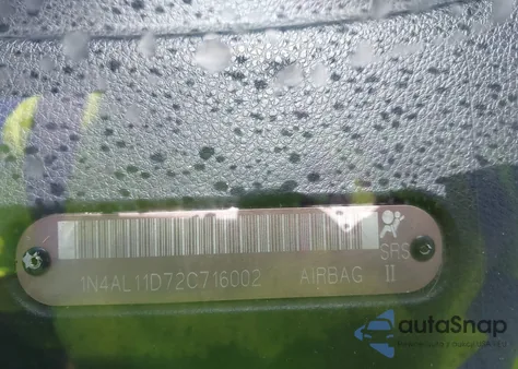 2002 Nissan Altima 2.5 S из США, поврежденный, VIN 1N4AL11D72C716002